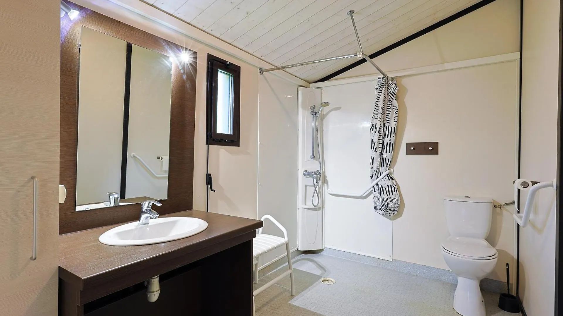 Les Lingoustes - Cottage Climatise Avec Piscine Sollies-Toucas